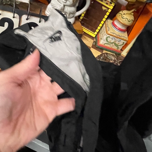 Nike Windrunner
Men's Woven Lined Pants - Picture 7 of 10